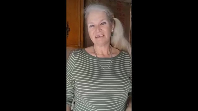 Watch Me Fuck This Zucchini Til I Cum!