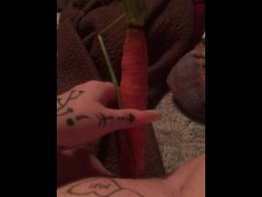 Carrot in pussy - Screenshot 2 of 16 - Red Head