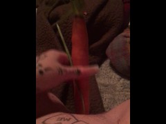 Carrot in pussy - Screenshot 3 of 16 - Vegetable Anal