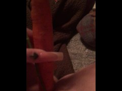 Carrot in pussy - Screenshot 7 of 16 - Vegetable Anal