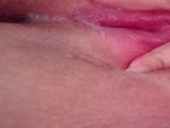 اجمل كس زهري لسورية تصور كسها وتنزل لبنها وتبعت لزوجها 15/16