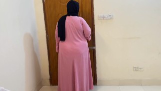Марокко Огромные сиськи и PAWG Beautiful хиджабе Hot тетя хочет трахаться с соседом