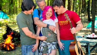Freeuse Camping Trip Turns Into Wild Outdoor Foursome