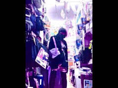ディルドとマッサージ機と電流で買い物。 - Screenshot 9 of 16 - Electric Shock