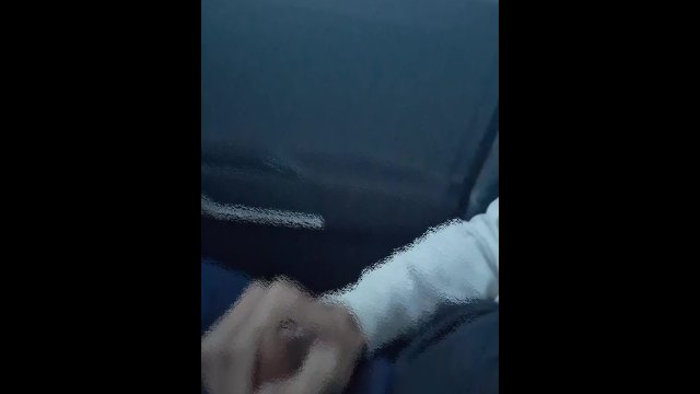 Masturbation 個人撮影 野外露出 ムラムラ我慢できずに車でオナニー