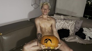 Jack O'Lantern Carve and Fuck Aftermath Video Tour Behind The Scenes - Kyle Stroker