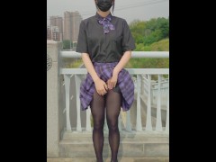 【伪娘】黑丝天桥露出（完整版Patreon） - Screenshot 6 of 16 - Sissy