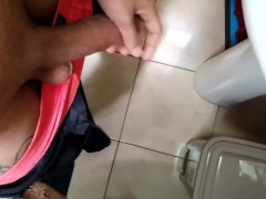 Flashing at work - Screenshot 9 of 16 - Big Cock
