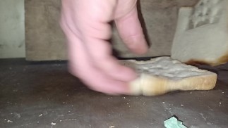 Bread Crush & Trample с грязным отпечатком ботинка 11-го размера, 89 кг 👣👣