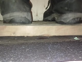 Bread Crush & Trample under a Board with a Dirty Boot Print, Size 11 Boots 89kg 👣👣