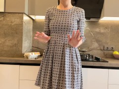 Реальная Измена - Трахаю Начальницу Жены пока Жена на Кухне - Русское Любительское с Разговорами - Screenshot 1 of 16 - Real Cheating