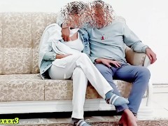 سکس طولانی با خدمتکار سکسی که اومده بود برای کار.چقدر حشری بود - Screenshot 8 of 16 - دختر ایرانی