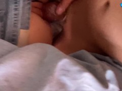 سکس دختر پسر دبیرستانی ایرانی ، دختره رو کیر دوس پسرش ارضا میشخ 14/16