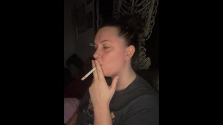 Bed time smoke sesh- full vid going on OF
