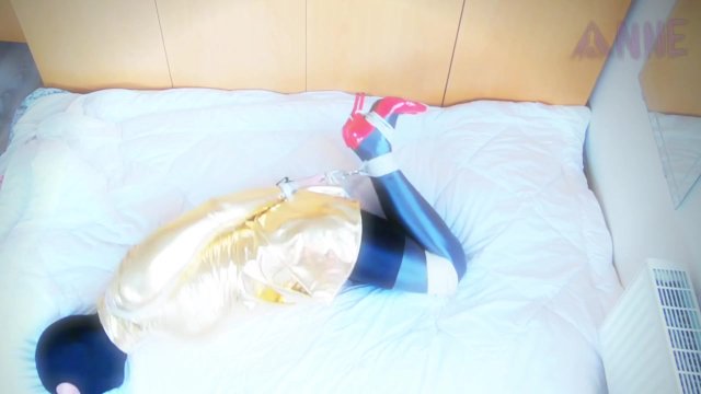 Selfbondage practice - comfy hogtie