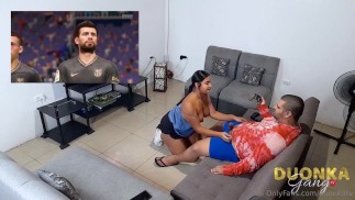 He loses his bet on FIFA and swallows all my cum