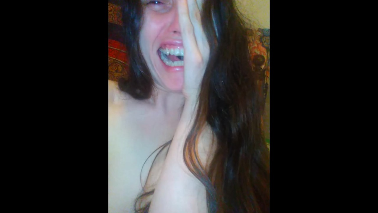 Киімдері бар HD порно видео