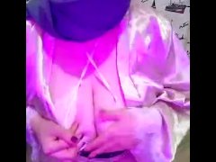 بديت كنكفت وكنوحوح بوحدي بقوة السخونية لي فيا احححح كنحماق على زب🔥🍆🥵🥵 - Screenshot 1 of 16 - Cinema