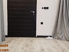 سکس ایرانی با زن شوهردار همسایه شوهرش زنگ میزنه زنه میگه زود باش بکن ۱۰ دقیقه دیگه میاد 1/16