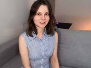 Она решила снимать порно. Первый кастинг для Cute 19-летней любительницы