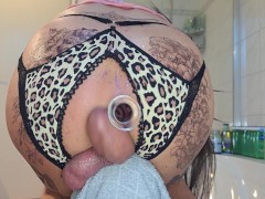 I fuck my own ass in a leopard thong, cock and anal plug in the ass at the same time, tattoo and gli