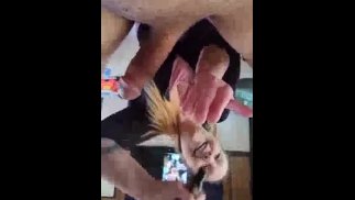 So eine ungezogene Schlampenfrau