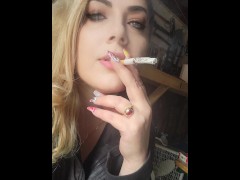 Long ass ash - Screenshot 15 of 16 - Smoking Fetish