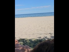 Минет на общественном пляже в Германии 3 часть - Screenshot 4 of 16 - Brunette