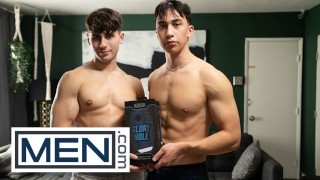 MEN - Cameron Neuton Needs Michael Vente's Hole To Test His Newly Purchased Sex Toy