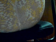 お腹ゆるゆる腹痛我慢しながらぶりぶり連発おなら。 - Screenshot 16 of 16 - おなら