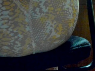 お腹ゆるゆる腹痛我慢しながらぶりぶり連発おなら。