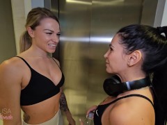 Alleno DANIKA E STEVE MORI e me li scopo insieme