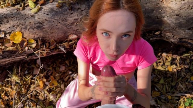 Met a strange girl in the forest and fucked her right away - Loly Nebel