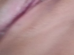 تفرك كسها وتنزل شهوتها وتصور لزوجها - Screenshot 6 of 16 - Arab