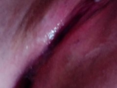 تفرك كسها وتنزل شهوتها وتصور لزوجها - Screenshot 8 of 16 - Arab Milf