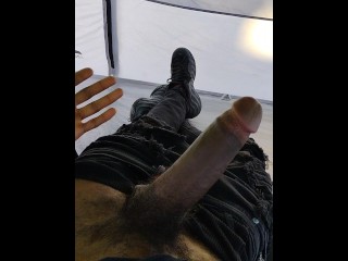 Кто он? Где Альтон? Толстый красивый член заставляет тебя пускать слюни, не так ли?