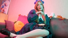Что Делать на Хэллоуин? Пригласить Незнакомца для Секса!