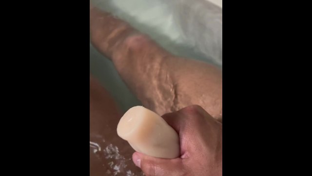 Bath tub toy play time