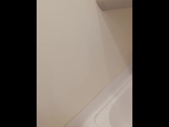 伪娘 高铁卫生间射精 - Screenshot 8 of 16 - Crossdresser