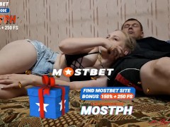 Netflix подождет, она возбудилась от постельной сцены - Screenshot 1 of 16 - Hairy Pussy
