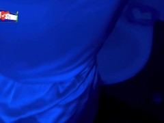 Лучшие друзья закрылись в ванной во время вечеринки - Screenshot 1 of 16 - Best Blowjob