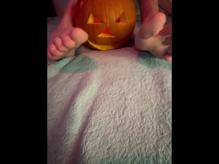 Halloween Twink Feet