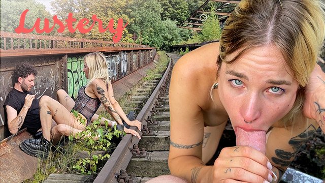 Alternative Amateurs Fuck & Squirt On Abandoned Railway - Lustery