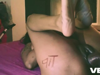 EBONY WIFE CUCKOLD