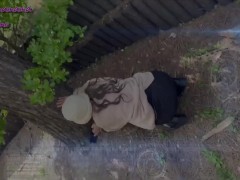 「帰る前にとりあえずちんぽ咥えて射精させてよ」不倫相手とのランチデートでの帰り際にフェラを要求されるくちマンコ性処理熟女 - Screenshot 6 of 16 - 野外