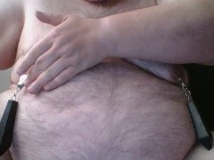 Gewichte an meinen Titten