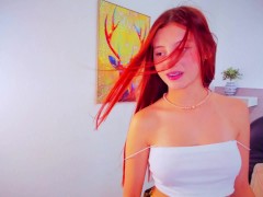 Colombian webcam model with an innocent look behaves like a slut for her fans