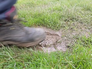 Cigarette Crush in Mud. Trampled and Ground to nothing 👣👣