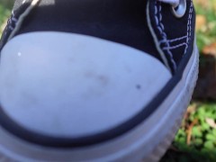 Traffic stop making a suspect lick My converse