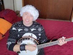 Transgirl Anally Masturbates While Playing Banjo 1/16